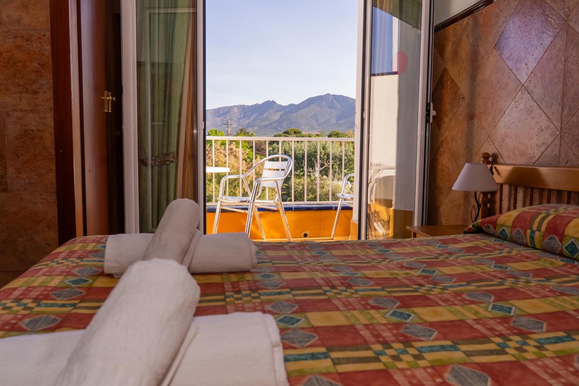 Hotel Montana By Bossh! Roses
